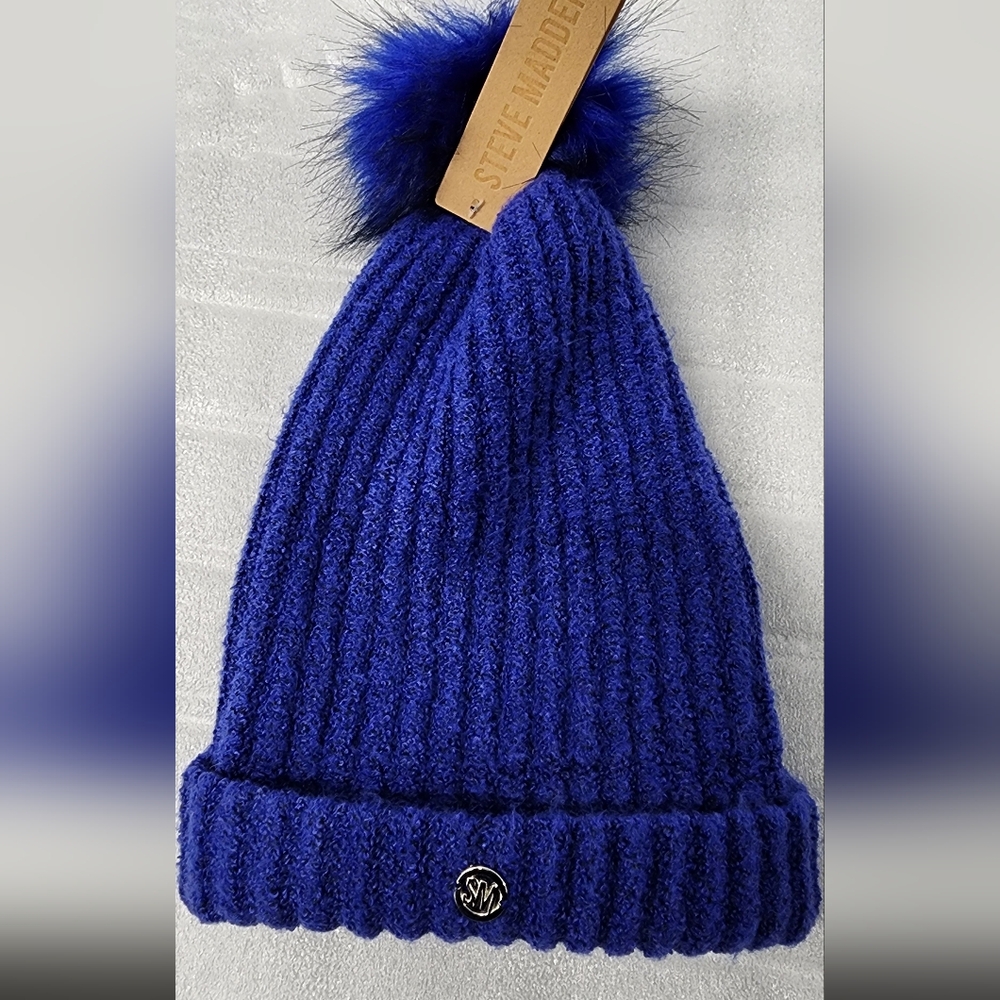 Steve Madden Blue Faux fur pom pom beanie